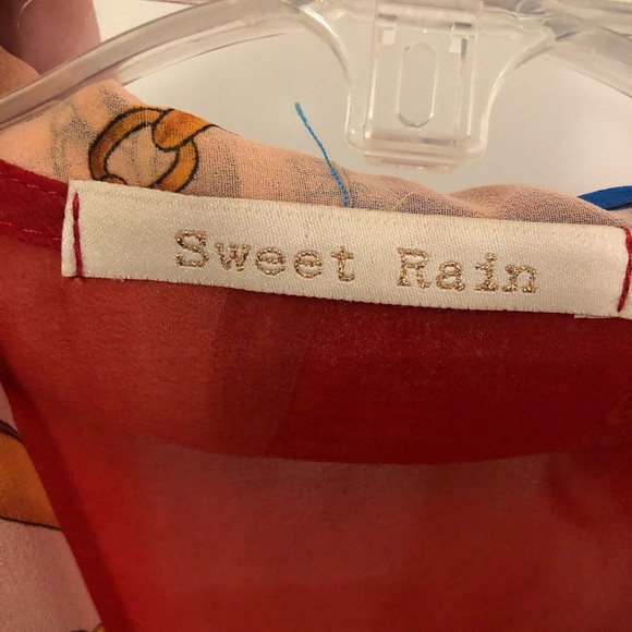 MAKE OFFER 🎊🛍 Printed Sleeveless Top Sweet Rain - Picture 3 of 6